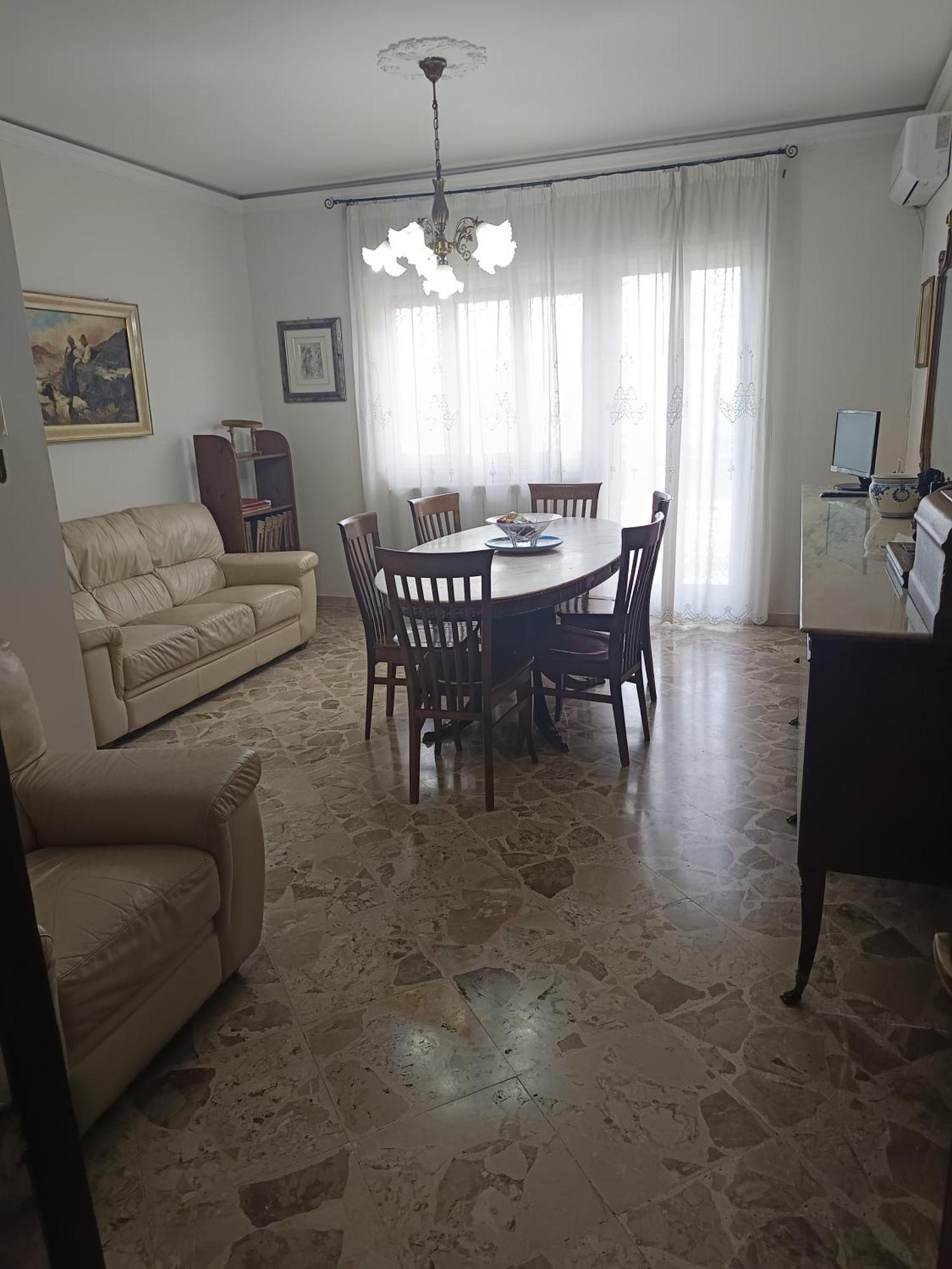 New Dawn Apartment, Appartamento Turistico, Casa Per Vacanza, Tre Camere Indipendenti Catania Exterior photo